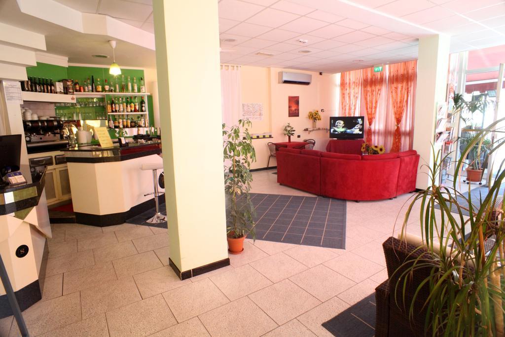 Hotel Saxon Rimini Exterior photo
